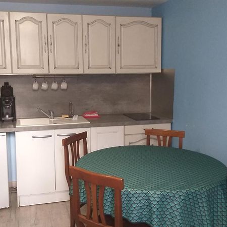 Appartamento Sublime Studio au cœur historique de Fréjus Esterno foto